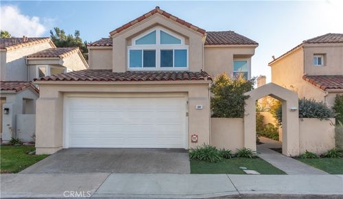 29 Almeria, Irvine, CA, 92614-5347 | Card Image