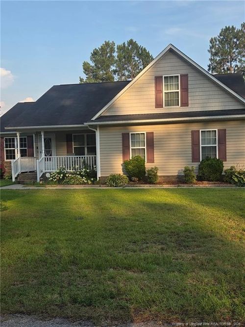 4611 Salem Prince Dr, Hope Mills, NC, 28348-8102 | Card Image