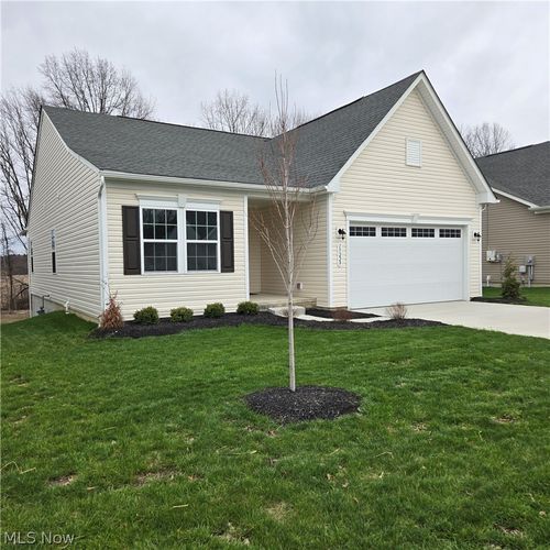 15229 Timber Ridge Dr, Middlefield, OH, 44062-9015 | Card Image