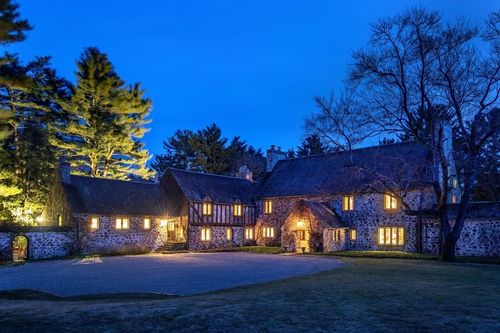 120 Grapevine Rd, Wenham, MA, 01984-1703 | Card Image
