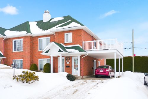 1203d-677 12e Av N, Sherbrooke, QC, J1E4L8 | Card Image