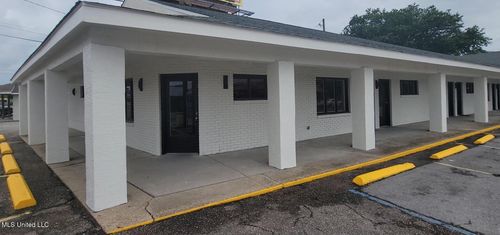 ste-4-200 Pass Rd, Gulfport, MS, 39507-3033 | Card Image