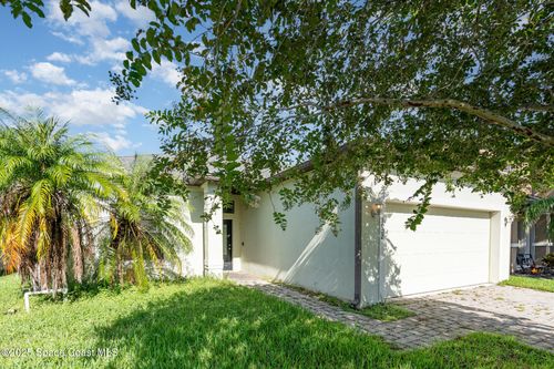 1002 Hailey St, Melbourne, FL, 32904-8206 | Card Image