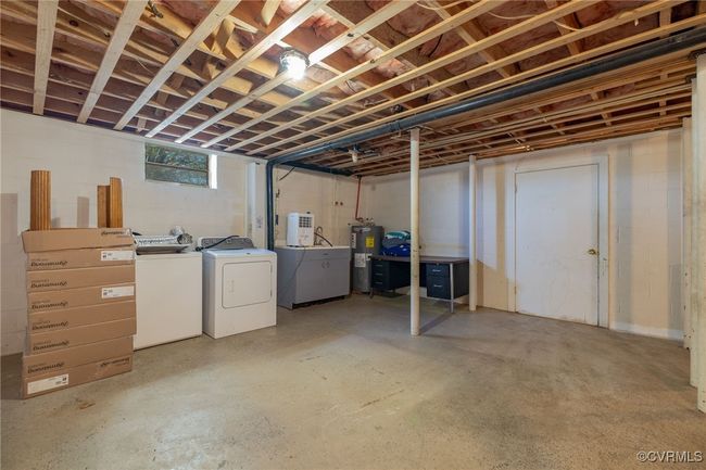 Basement | Image 30