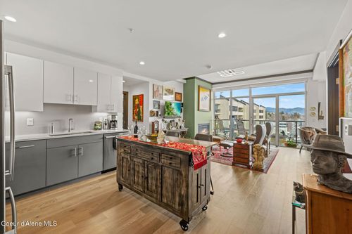 904-201 N 1st St, Coeur d'Alene, ID, 83814 | Card Image