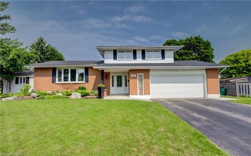 298 Creighton Crt, Waterloo, ON, N2K1W6 | Card Image