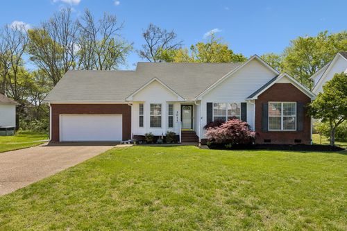 3011 Candlelite Dr, Spring Hill, TN, 37174-7101 | Card Image