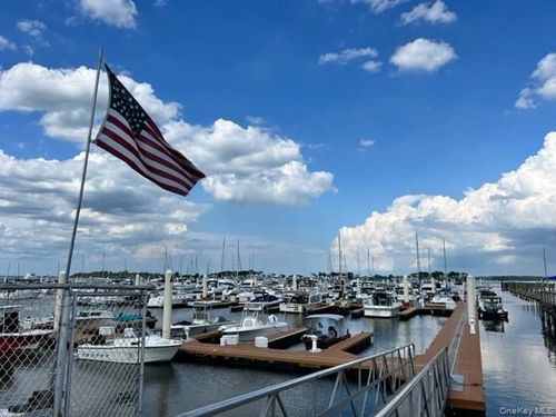 d29-148 City Island Ave, Bronx, NY, 10464-1500 | Card Image