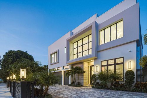 1300 Ne 4th Ct, Boca Raton, FL, 33432-2812 | Card Image