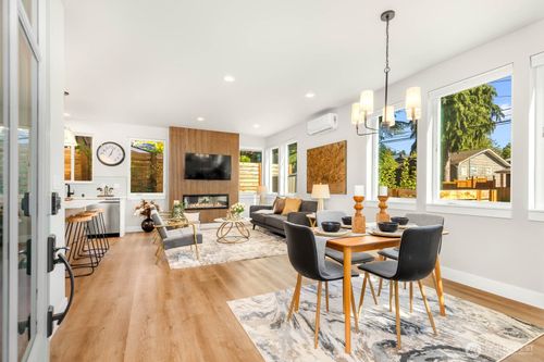 4326 A Sw Mills St, Seattle, WA, 98136 | Card Image