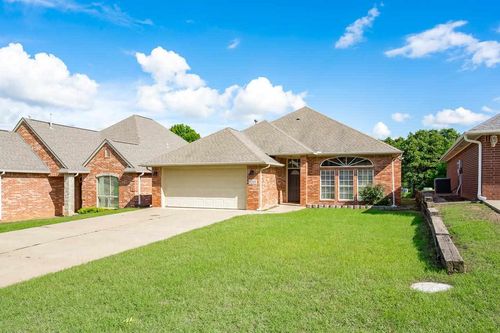 1207 Greystone St, Stillwater, OK, 74074-1227 | Card Image