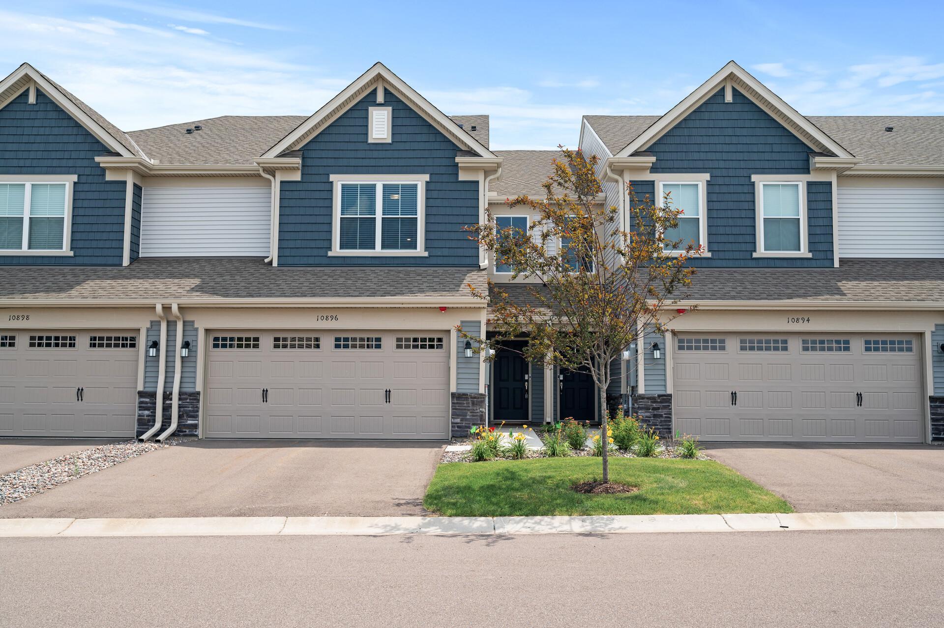 Territorial Trl, Maple Grove, MN 55369
