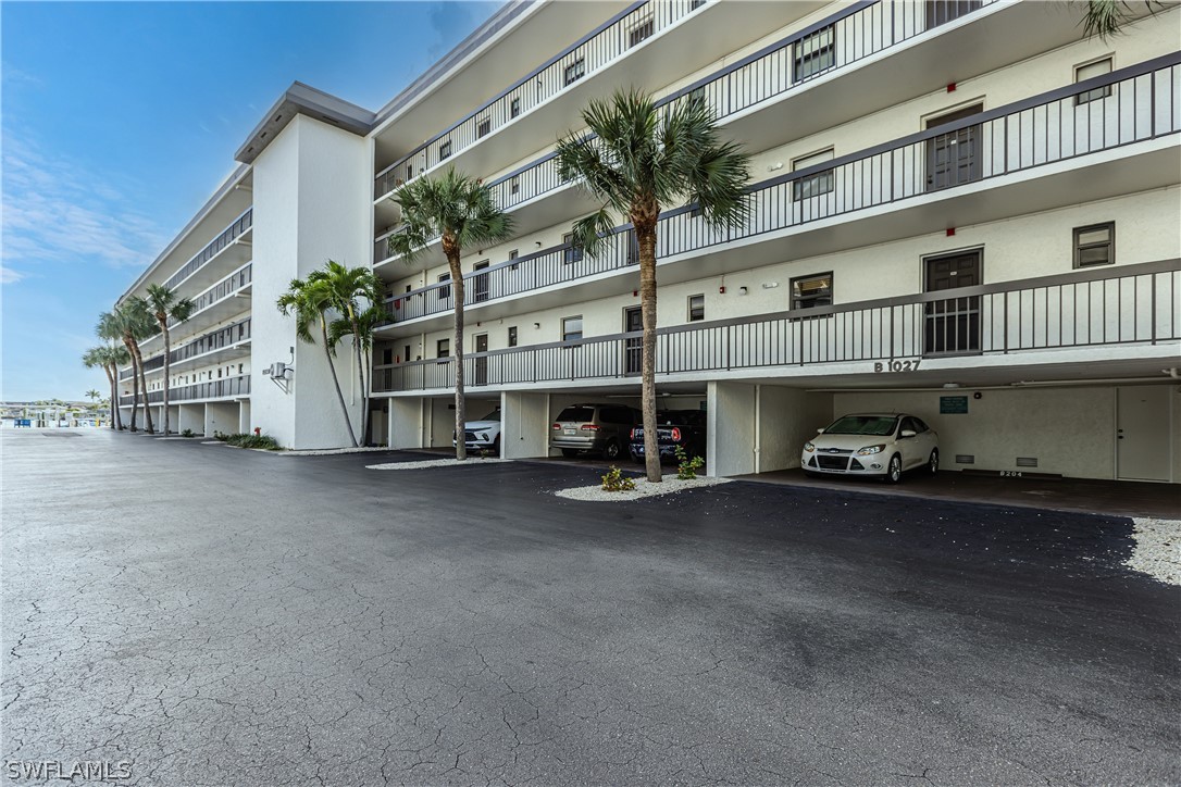 Residential in Marco Island