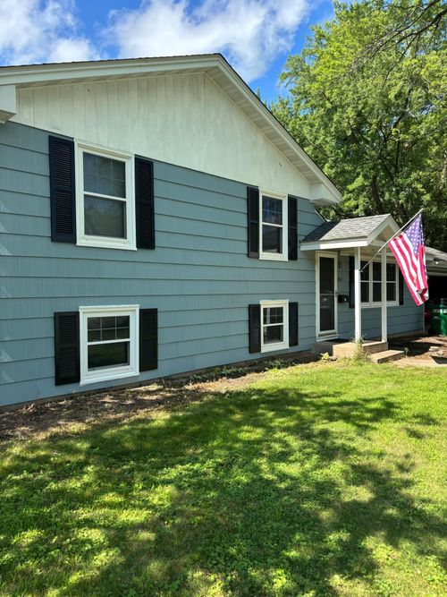 4617 Southmore Dr, Bloomington, MN, 55437-1847 | Card Image