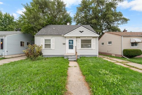 12823 Sherman Ave, Warren, MI, 48089-4825 | Card Image