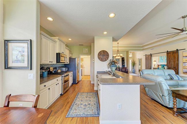 8906 Stone Harbour Loop, House other with 3 bedrooms, 2 bathrooms and null parking in BRADENTON FL | Image 20