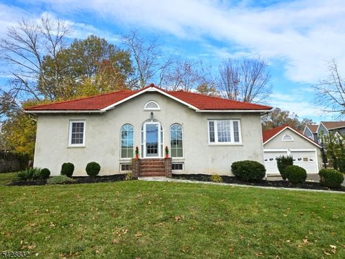 48 Bay St, Stirling, NJ, 07980-1502 | Card Image