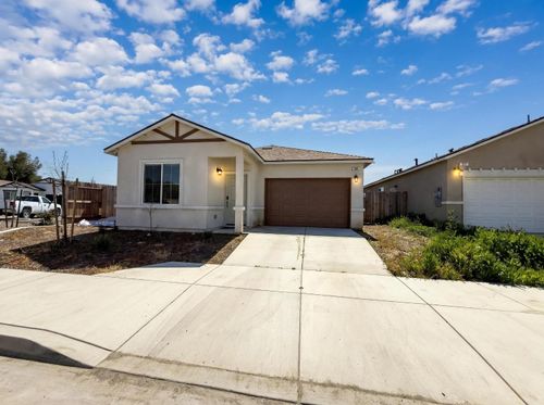509 Sandtrap Ln, Lemoore, CA, 93245-9746 | Card Image