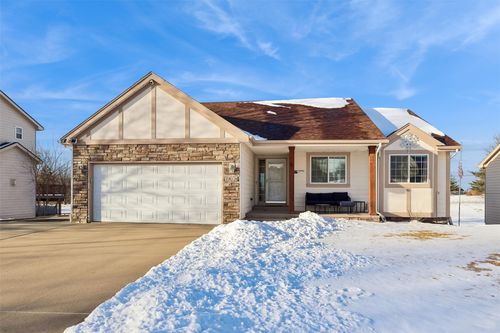 2818 E Kenyon Ave, Des Moines, IA, 50320-2057 | Card Image