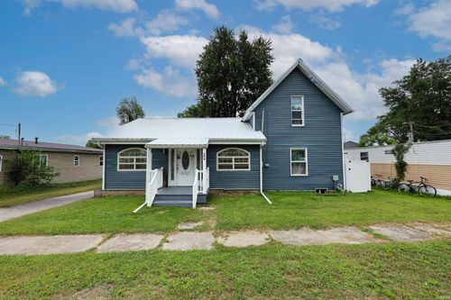 304 Oak St Street, Angola, IN, 46703 | Card Image
