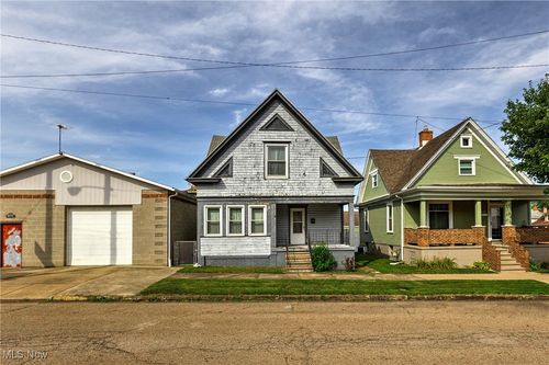 511 Aten Ave, Wellsville, OH, 43968-1118 | Card Image
