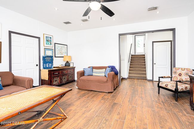 LOWER LEVEL LIVING ROOM | Image 30