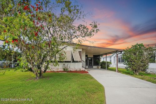 924 Dogwood Dr, Barefoot Bay, FL, 32976-7124 | Card Image