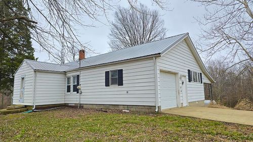 588 S Shannon Ave, Richview, IL, 62877-1966 | Card Image