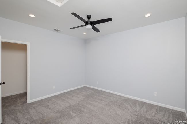 421 Rainbow Dr, House other with 3 bedrooms, 2 bathrooms and null parking in Lakehills TX | Image 22
