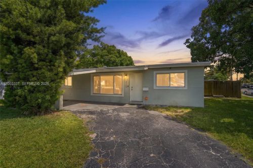 2729 Sunshine Blvd, Miramar, FL, 33023-3782 | Card Image