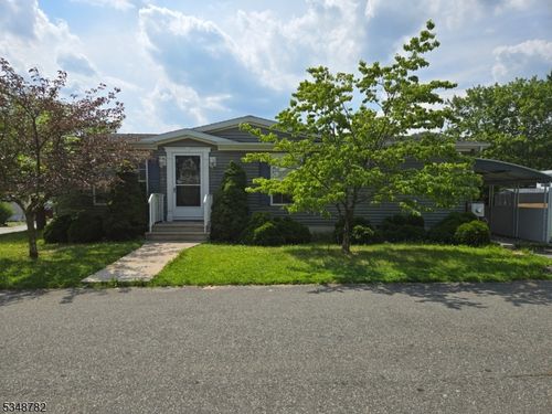 93 Mount Pleasant Ave, Rockaway, NJ, 07866-2924 | Card Image