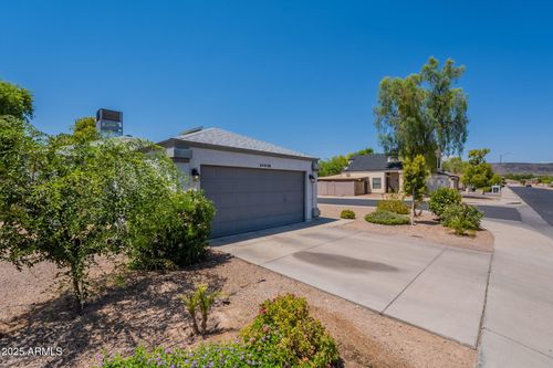 24638 N 40th Ln, Glendale, AZ, 85310-5109 | Card Image