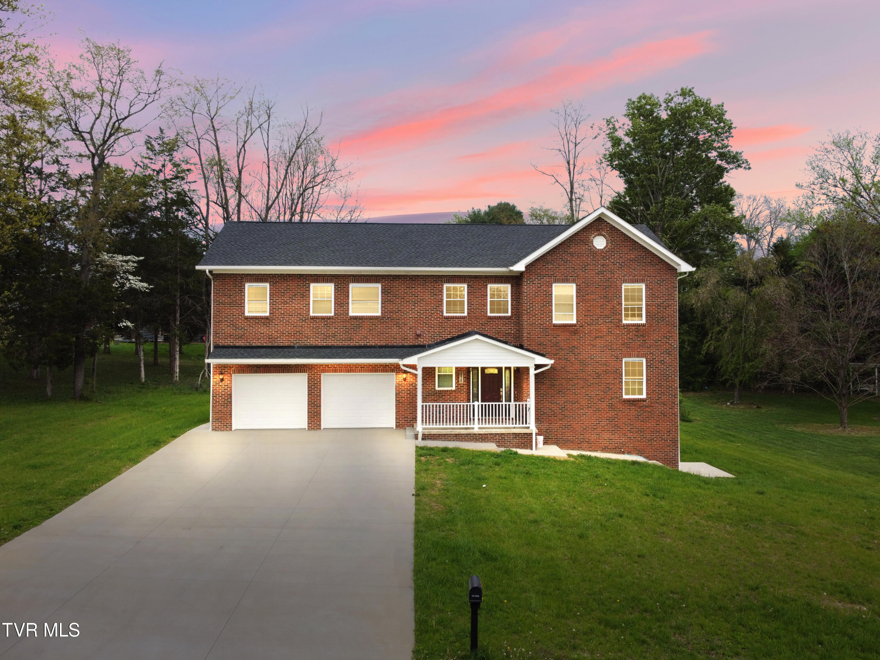 Colony Cir, Bristol, VA 24201