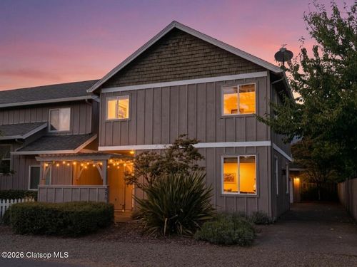 320 Treasure Cove Ln, Manzanita, OR, 97130-9085 | Card Image