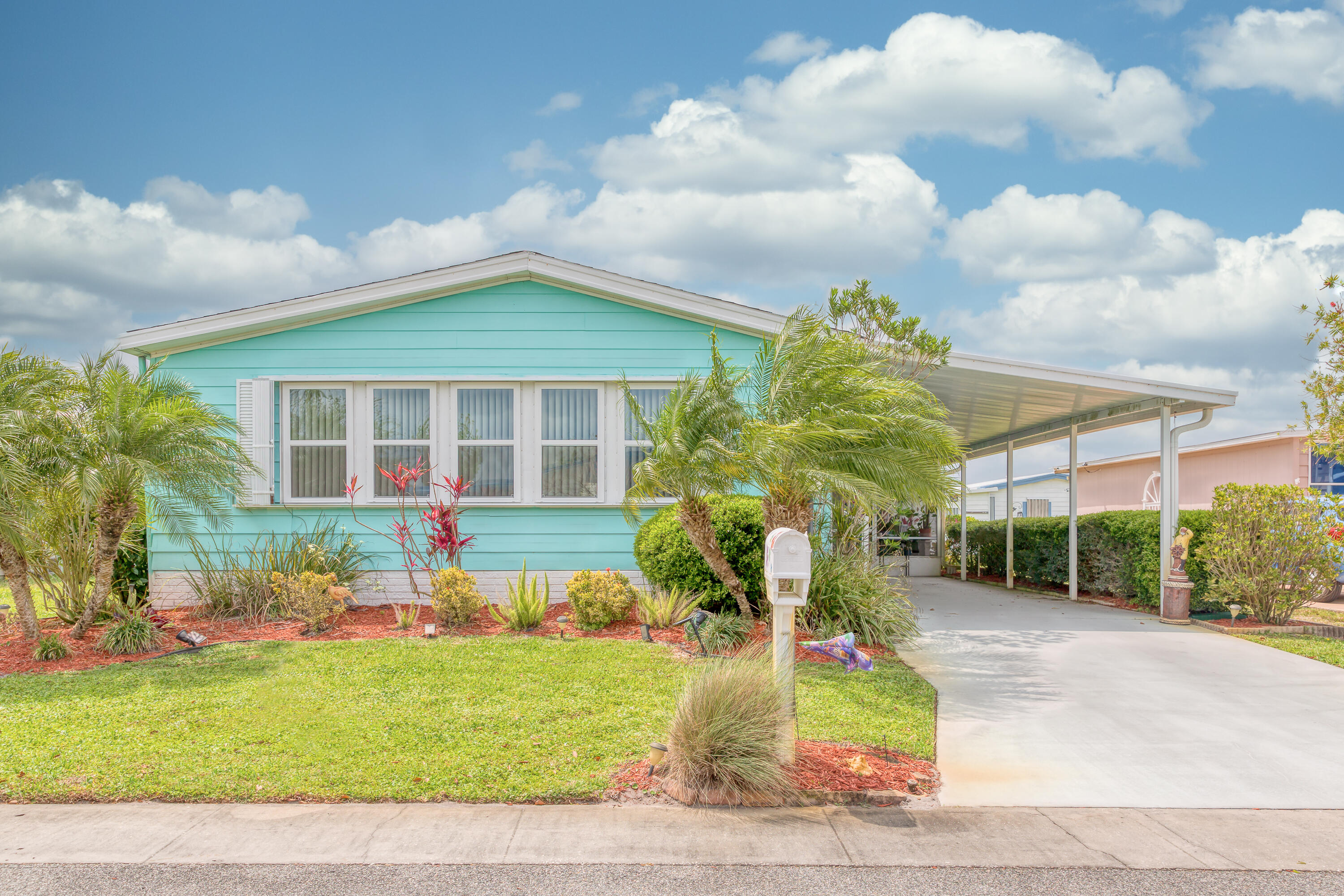 Susan Dr, Melbourne, FL 32904