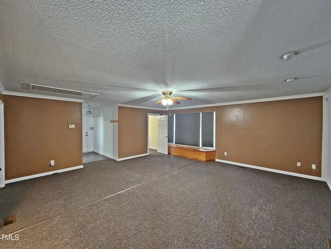 family room a | Image 14