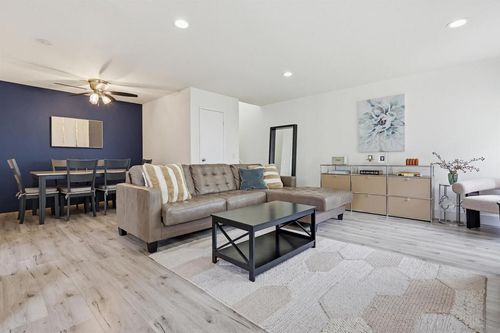 4452 Benfield Ct, San Diego, CA, 92113-1958 | Card Image