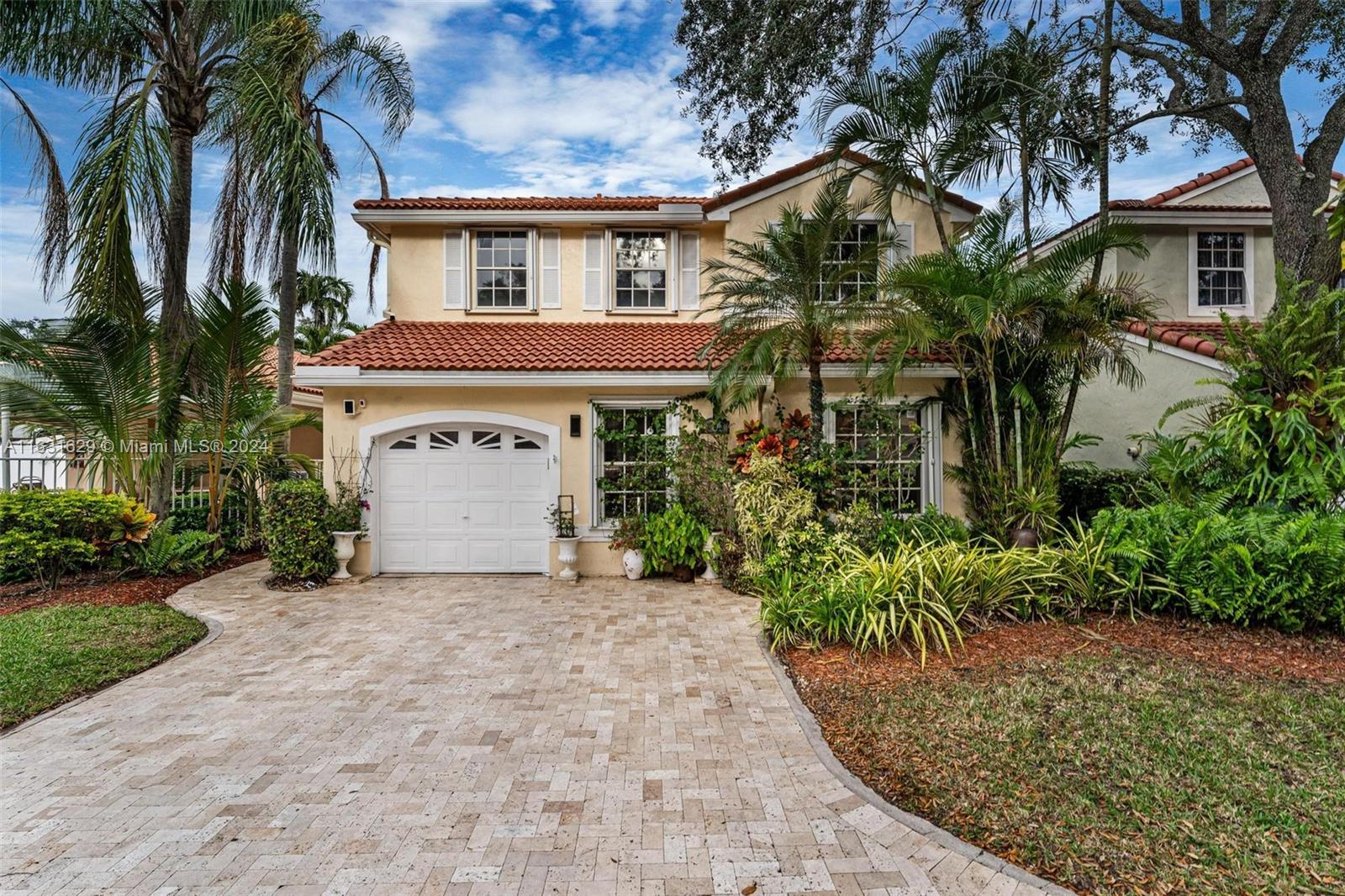 Garnet Cir, Weston, FL 33326