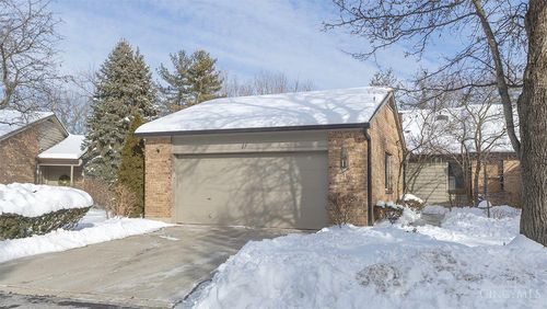 11 Rolling Hills Court, Wyoming, OH, 45215 | Card Image