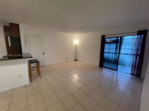 105-7-809 199th St, Miami, FL, 33179-3076 | Card Image
