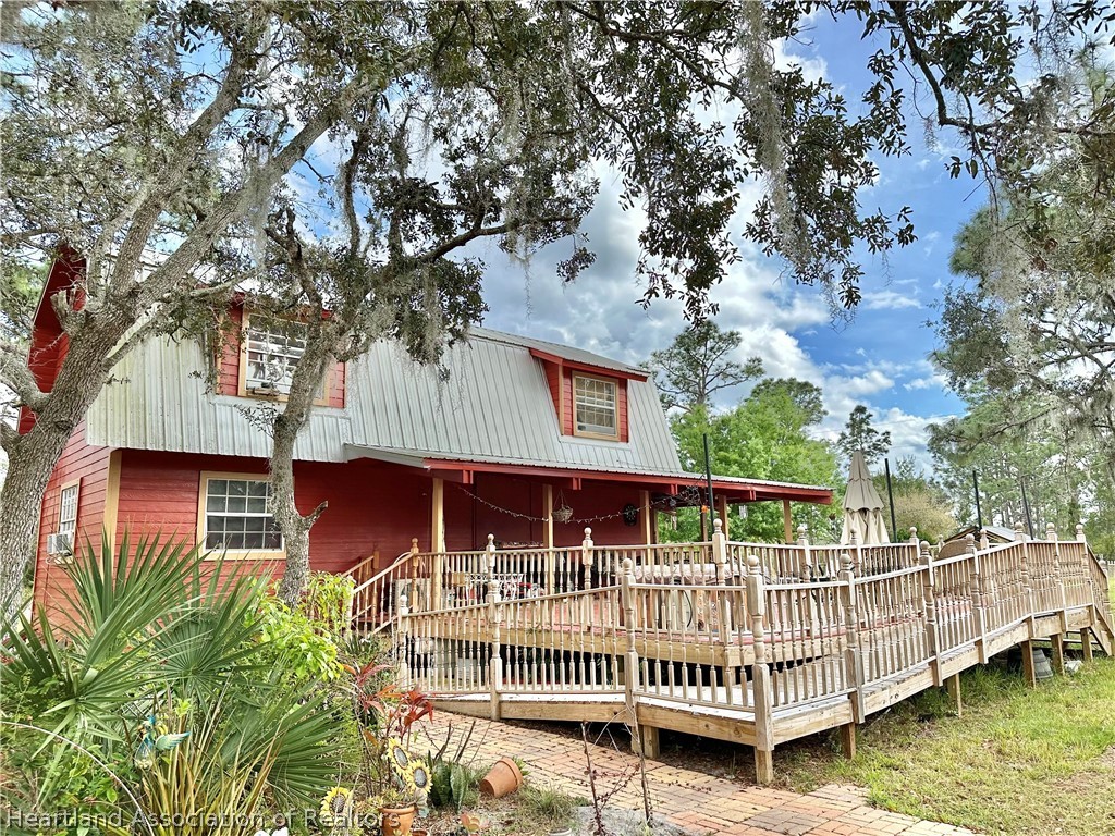 Rising R Rd, Lake Placid, FL 33852