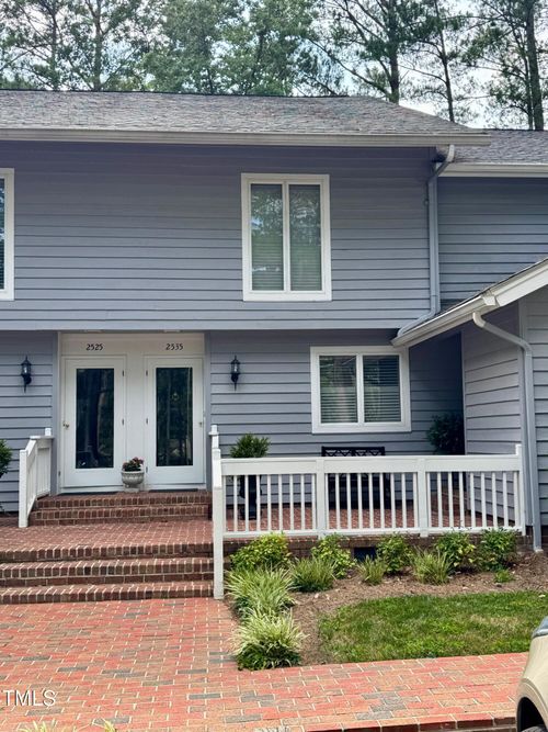 2535 Fairway Dr, Henderson, NC, 27536-5800 | Card Image