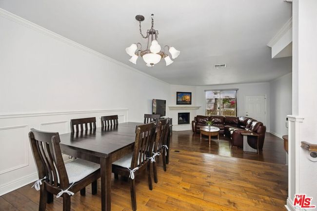 2 - 10229 Variel Ave, Condo with 3 bedrooms, 4 bathrooms and null parking in Chatsworth CA | Image 8