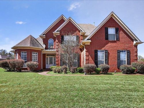 911 Clair Cv, Hernando, MS, 38632-1355 | Card Image