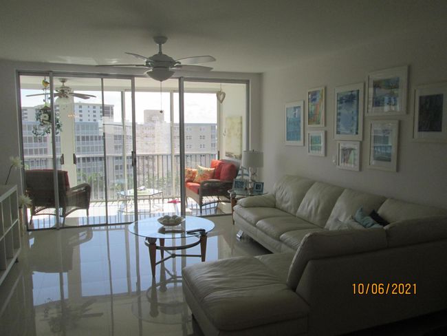 APT-1007 - 3212 S Ocean Blvd, Condo with 2 bedrooms, 2 bathrooms and null parking in Highland Beach FL | Image 33