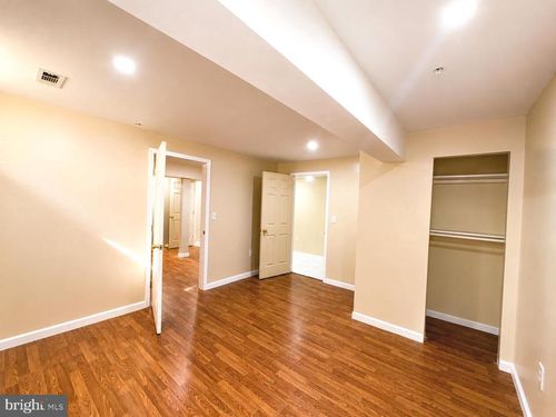 6600 Long Shadow Ct, CLINTON, MD, 20735-3403 | Card Image