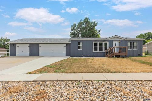813 Flamingo Dr, Rapid City, SD, 57701-7005 | Card Image