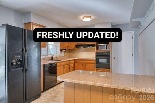 91 Haw Creek Cir, Asheville, NC, 28805-1104 | Card Image