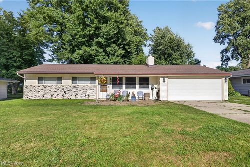 6221 Cedarwood Rd, Mentor, OH, 44060-2931 | Card Image