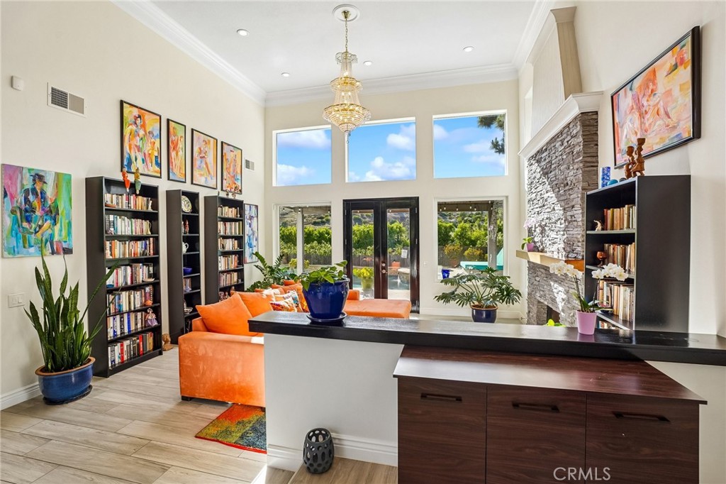 Residential in West Hills 5